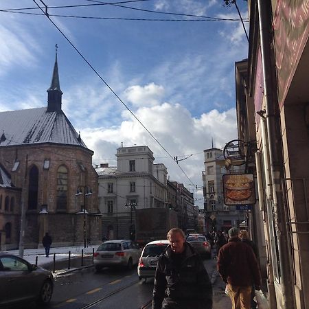 Dea'S Studio Apartment Sarajevo Luaran gambar