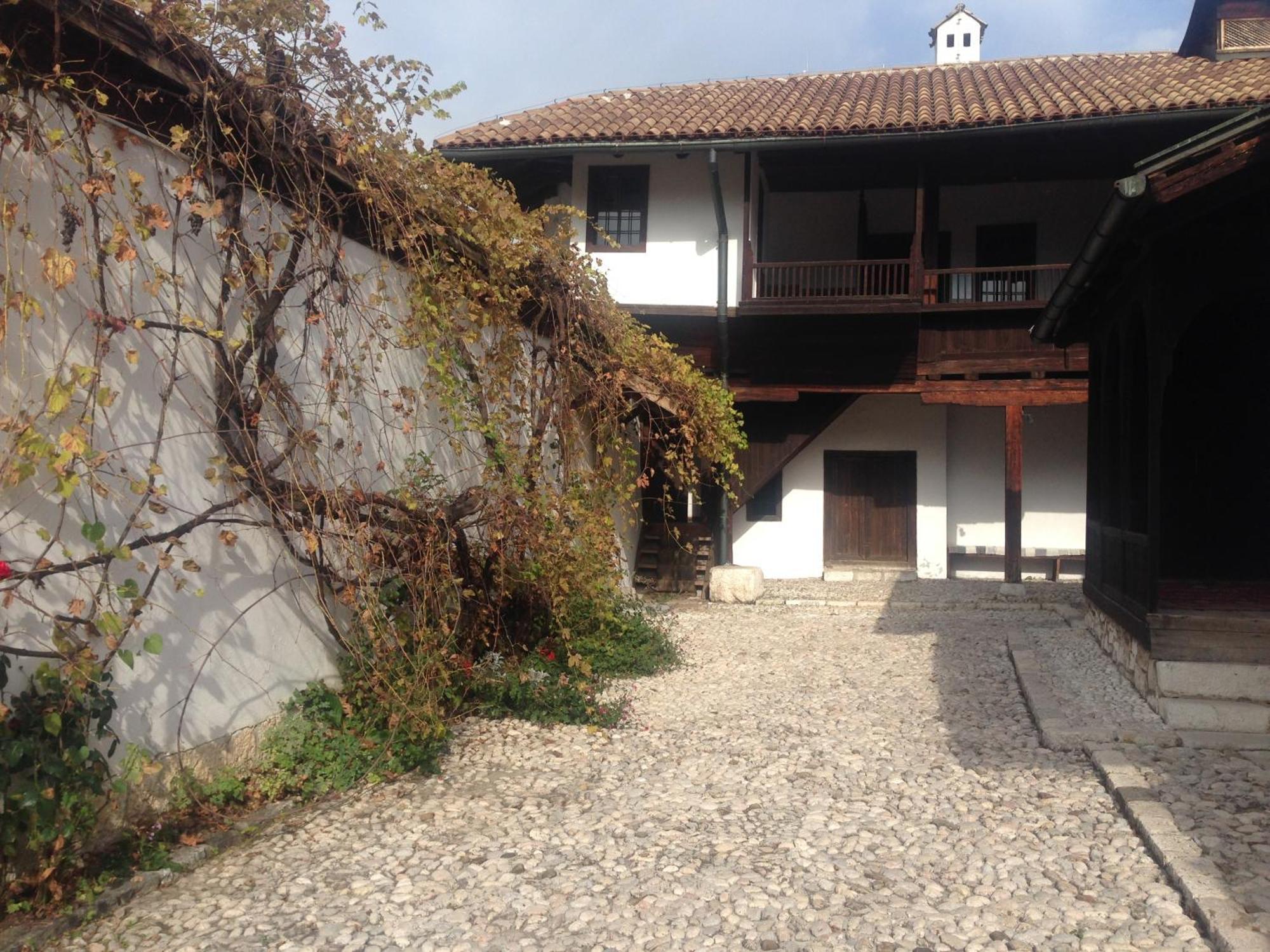 Dea'S Studio Apartment Sarajevo Luaran gambar