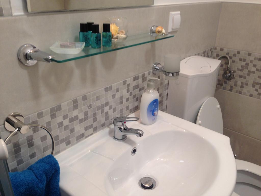 Dea'S Studio Apartment Sarajevo Bilik gambar
